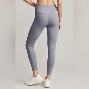 Rhone Revive Leggings Grey Silver Size Small High Rise Performance Activewear